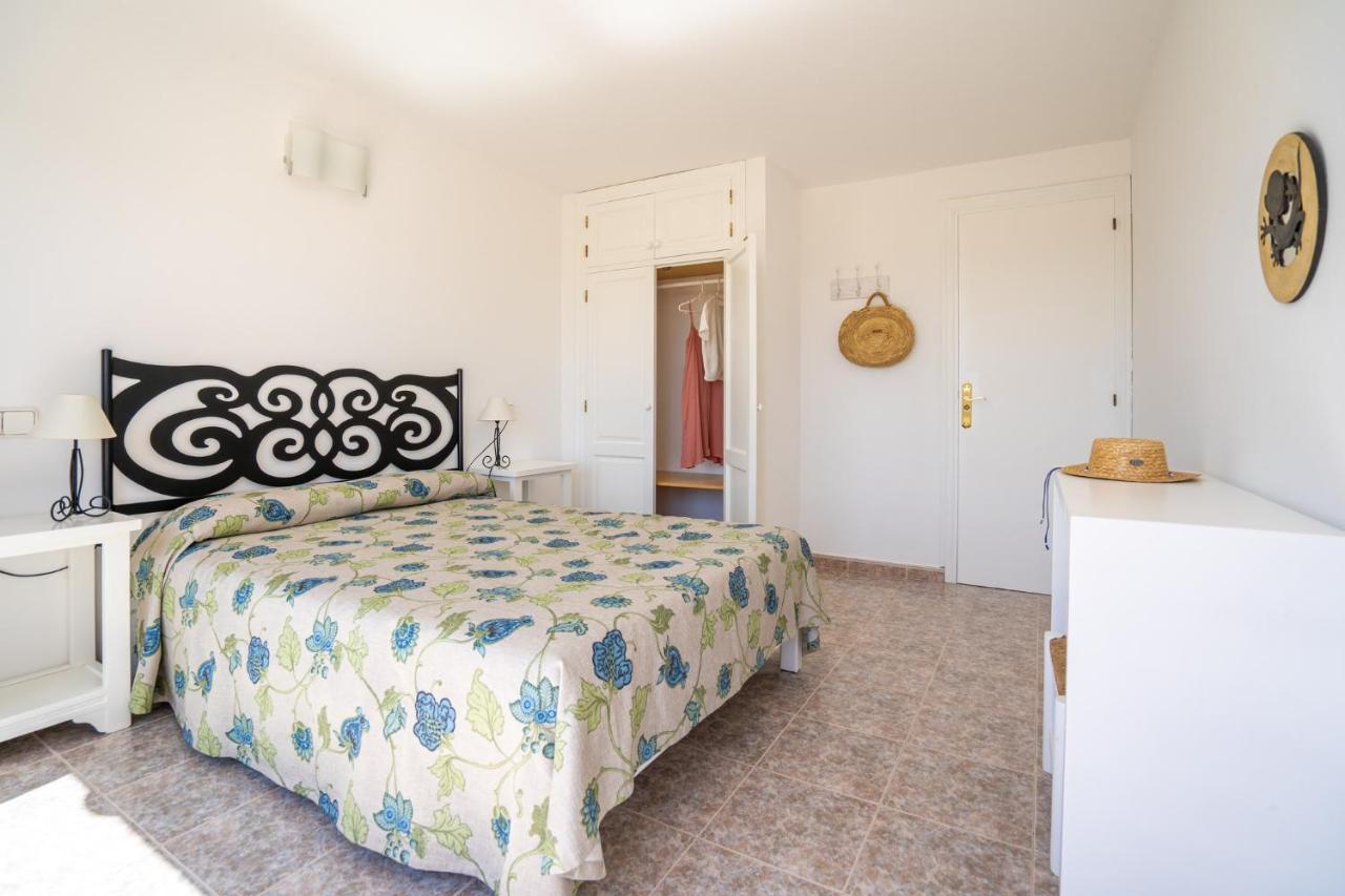 Apartamentos Marcelino - Formentera Break Es Pujols Exteriör bild